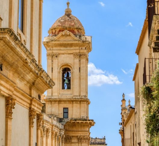 antonio-sessa-54qrNX2E7hY-unsplash antonio-sessa-54qrNX2E7hY-unsplash